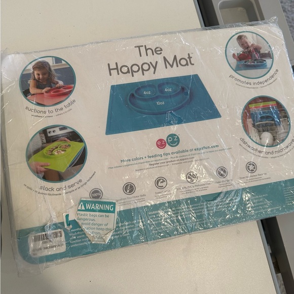 EZPZ Happy Mat Blue- 100% Silicone, BPA free, suction plate for baby or toddler - Picture 5 of 7